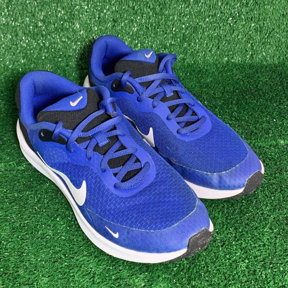 Nike Revolution 7 GS FB7689-401 Youth Size 6Y Game Royal Blue